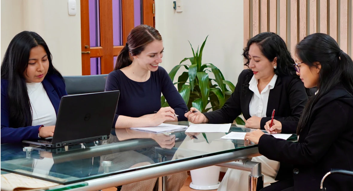 Equipo de GKL Consulting en capacitación ejecutiva y corporativa